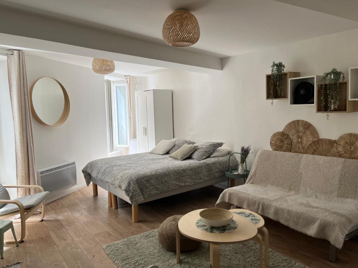 Studio Hyeres -Rue Pietonne Climatisation Lit 160 Tout Equipe - Sabrina Exterior photo